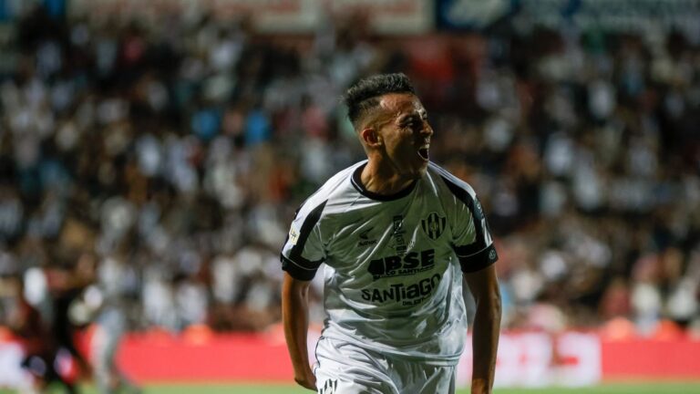 Central Córdoba le ganó 1-0 a Vélez y es campeón de la Copa Argentina