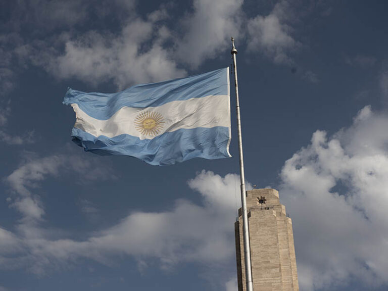 Jueves con cielo parcialmente nublado y más calor después de las lluvias