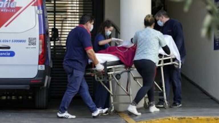 El estudiante accidentado en Bariloche está internado en Rosario con pronóstico reservado