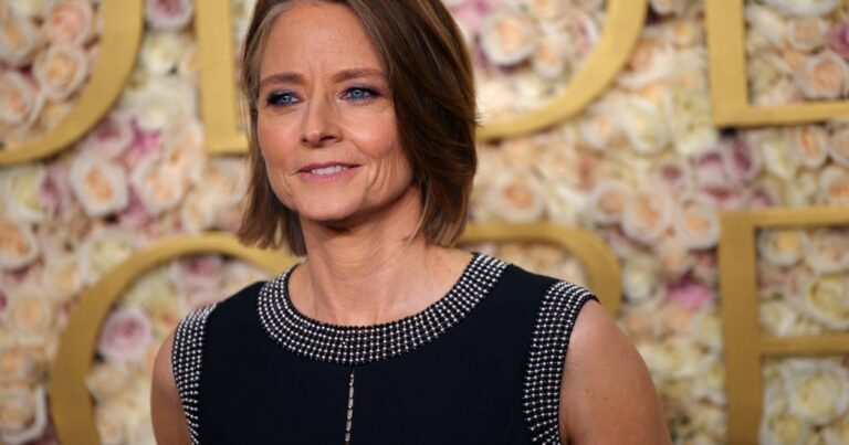 Globos de Oro 2025: ganaron Demi Moore, Jodie Foster, Colin Farrell, «El Brutalista» y «Emilia Pérez»