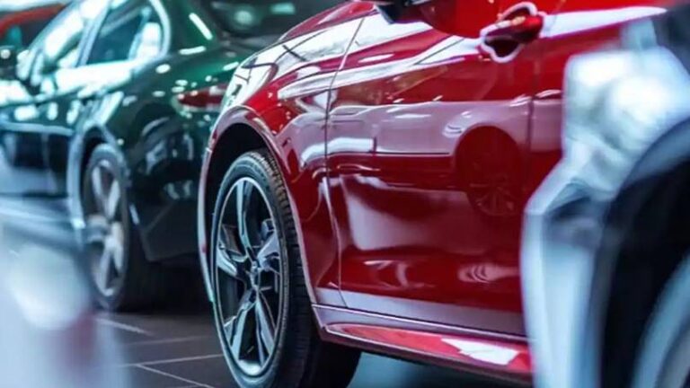 El Gobierno anunció que facilitará la importación particular de autos 0 km y usados