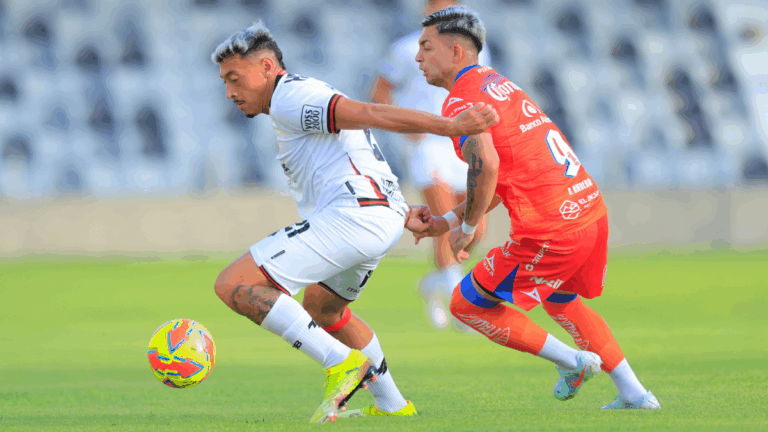 Newell’s jugará este domingo ante Once Caldas en busca de señales positivas para lo que viene