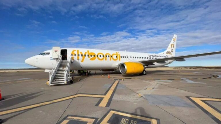 Anac comenzó a sancionar a Flybondi por la cantidad de vuelos cancelados y demorados
