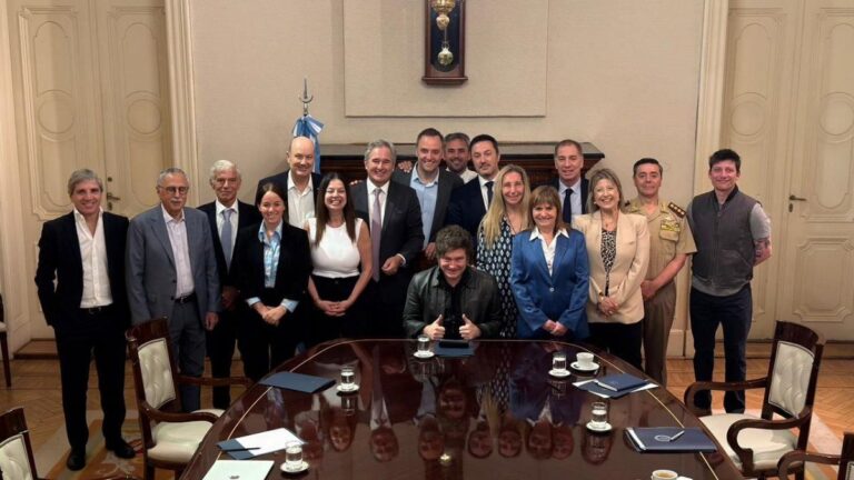 Reforma laboral, gobernadores y un PJ desconcertado: Milei enfrenta el primer test político de 2026