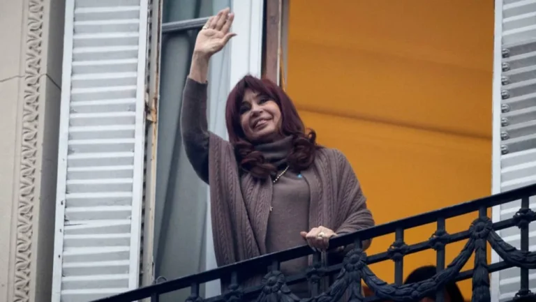 Organismos de DD.HH. presionan para que la Justicia flexibilice las restricciones impuestas a Cristina Kirchner