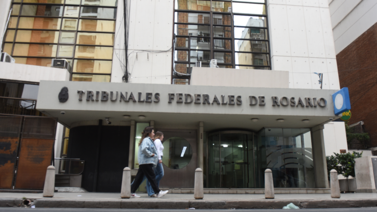La Justicia Federal intimó a una prepaga a cubrir la medicación de una paciente con ELA