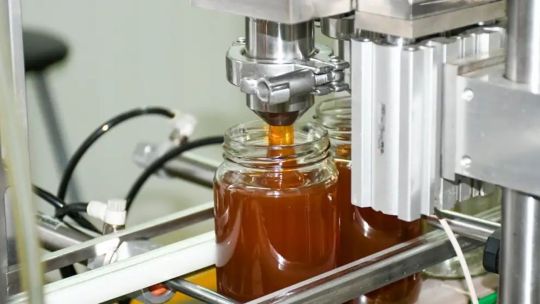 Exportaciones de miel: advierten impacto indirecto por la guerra y caída del consumo interno