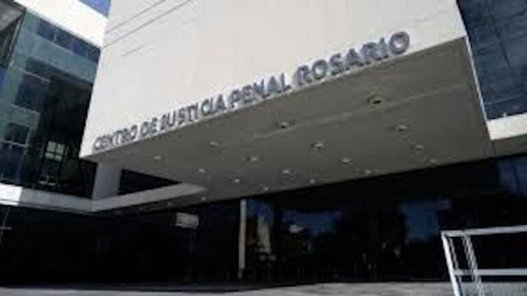 Fotografía del juzgado de Rosario donde se dictó la sentencia contra Cristian Agustín Martínez