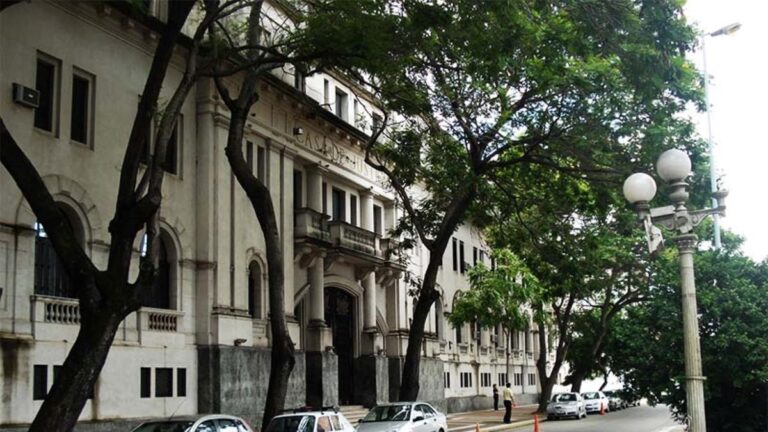 Ilustración de un edificio industrial con énfasis en la localidad de Esperanza, Santa Fe.