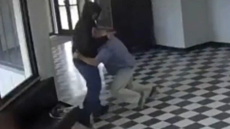 Imagen referencial de la fachada de una escuela secundaria
