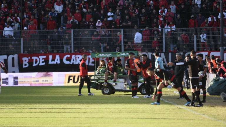 Jugadores de Newell's Old Boys en la enfermería del club