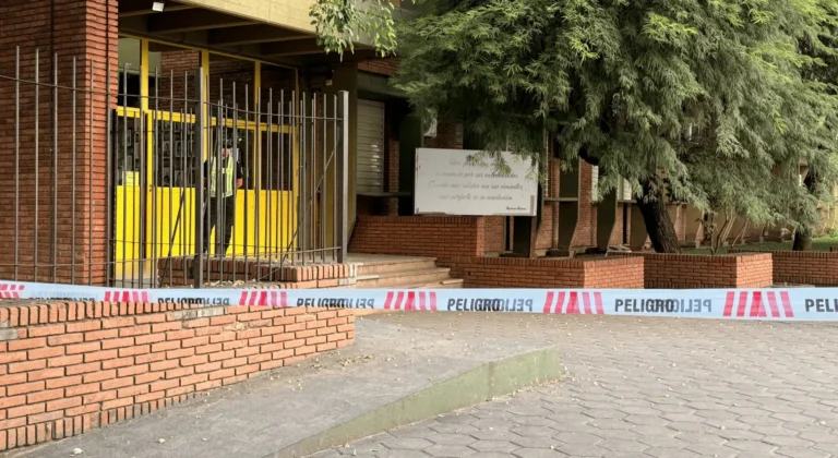 Estudiantes en una escuela de Santa Fe reflexionando sobre el miedo y los protocolos de seguridad