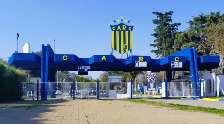 Escudo de Rosario Central en el estadio Gigante de Arroyito