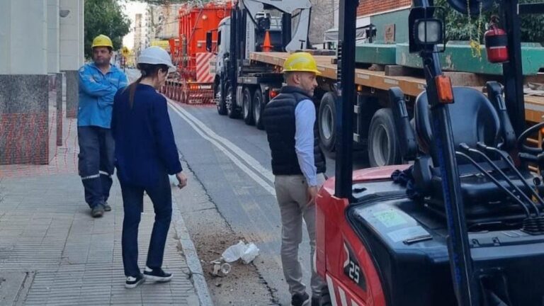 Obra de estación transformadora de la EPE en calle Buenos Aires de Rosario