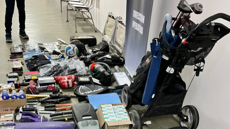 Elementos recuperados en allanamientos de la PDI en Rosario