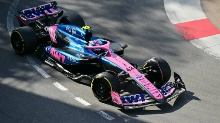 Franco Colapinto pilotando el Alpine F1 Team en el Circuito Gilles Villeneuve