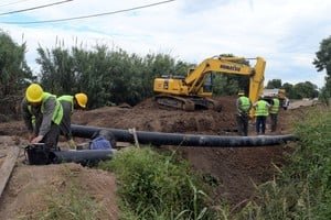 Apertura de sobres para la provisión de caños para gasoductos en Santa Fe