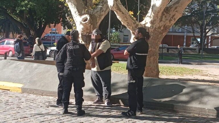 Operativo de control municipal en calles de Rosario durante el fin de semana largo