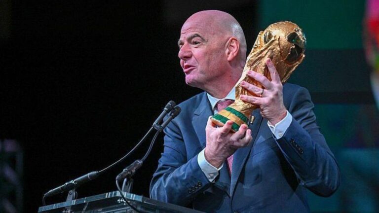 Gianni Infantino durante la Milken Institute Global Conference en Beverly Hills