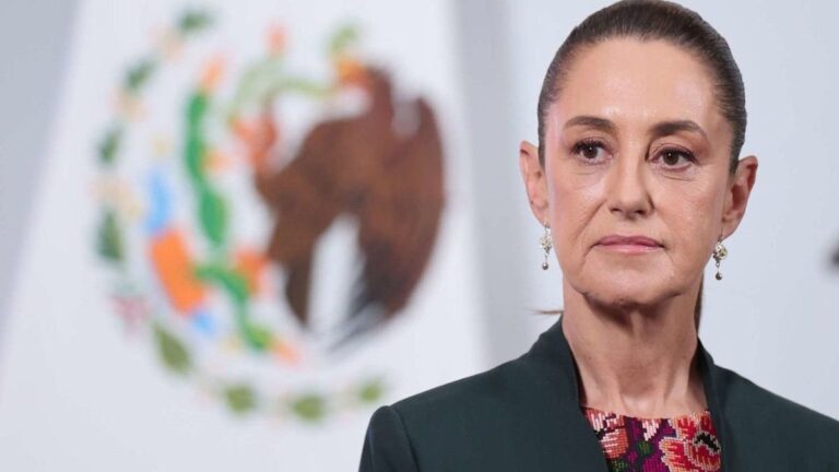 Presidenta de México Claudia Sheinbaum durante conferencia de prensa sobre medidas sanitarias por ébola
