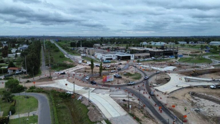 Vista de las obras de duplicación de la avenida Jorge Newbery en Santa Fe