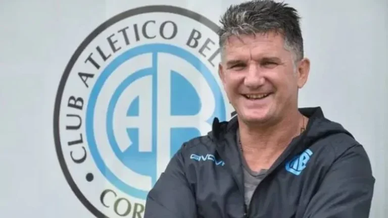 Luis Artime, presidente de Belgrano, durante una declaración periodística