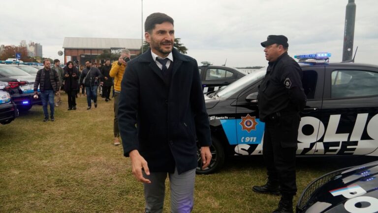 Maximiliano Pullaro en conferencia de prensa sobre proyecto de seguridad