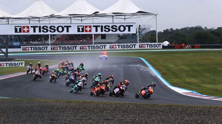Stand de Tissot en el Autódromo Termas de Río Hondo durante el MotoGP 2023