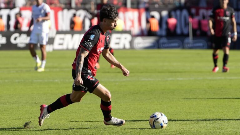 Walter Mazzantti durante un entrenamiento de Newell's Old Boys