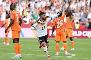 Jugadores de Alemania celebrando un gol en el partido contra Costa de Marfil