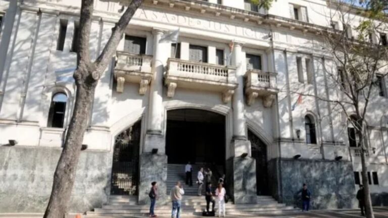 Fachada de la comisaría 4ª de Santa Fe