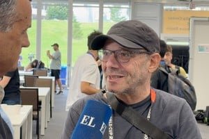 Ezequiel Fernández Moores en entrevista antes del debut de la selección argentina