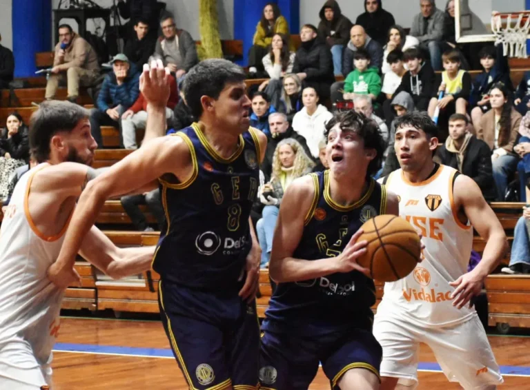 Partido de básquet de Gimnasia en la Superliga
