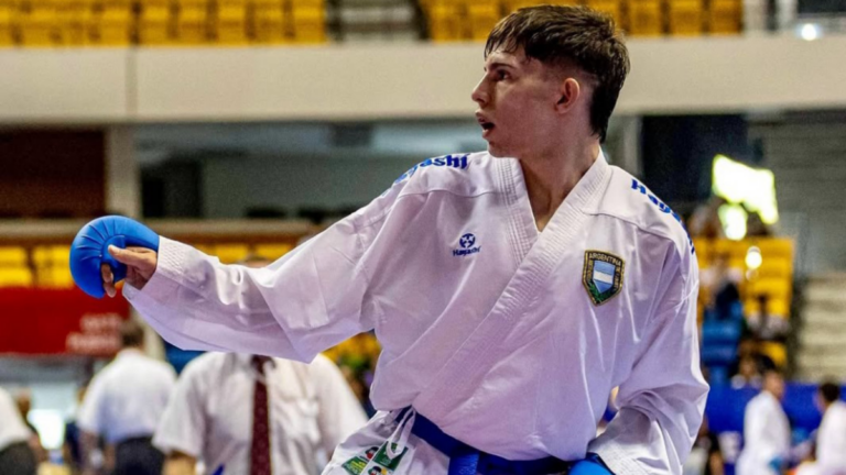 Juan Ignacio Gallardo durante su participación en el Panamericano de Karate en Macaé