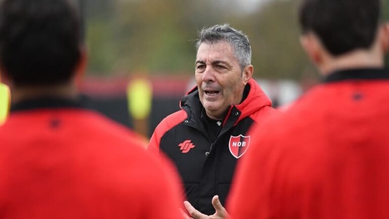 Newell's Old Boys entrenamiento pretemporada complejo Griffa