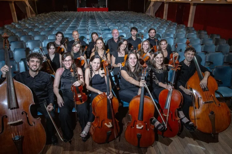 Orquesta de Cámara Municipal de Rosario en concierto