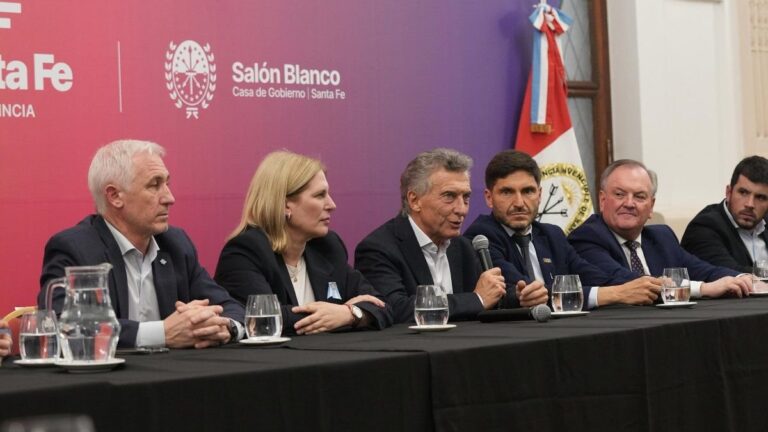 Mauricio Macri en evento político en Santa Fe