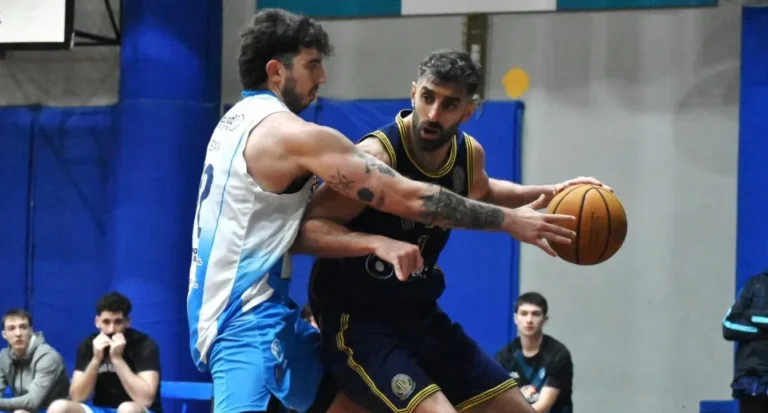 Partido de básquet de la Liga Federal entre equipos rosarinos