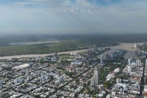 Cielo nublado sobre la ciudad de Santa Fe