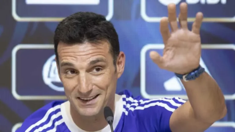 Lionel Scaloni en conferencia de prensa