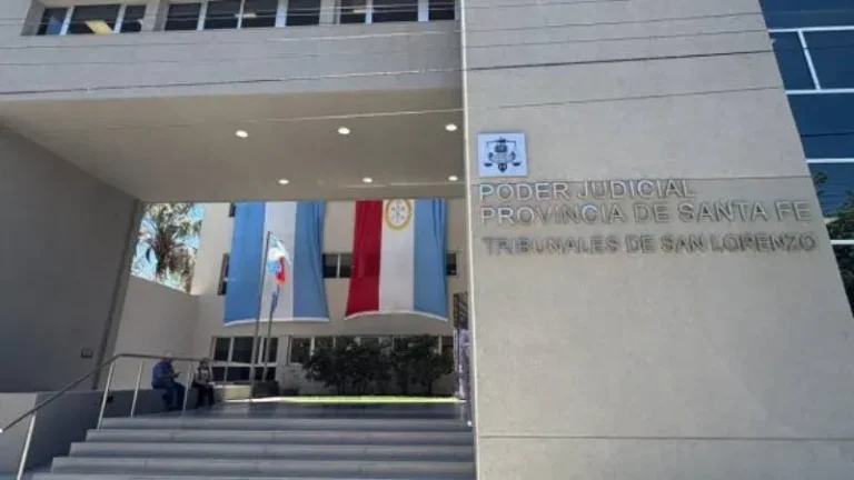 Vista exterior de los Tribunales Provinciales de San Lorenzo
